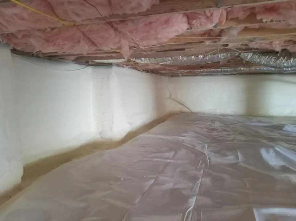 Crawl space encapsulation with closed-cell spray foam for Flat Roof Repair in Freeport